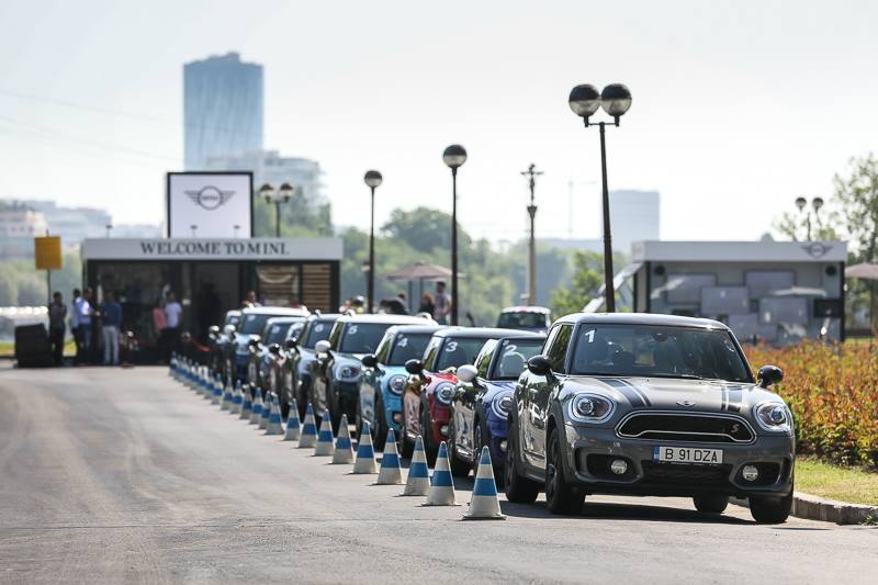 31542807_1915423908476374_6971021397908783104_n