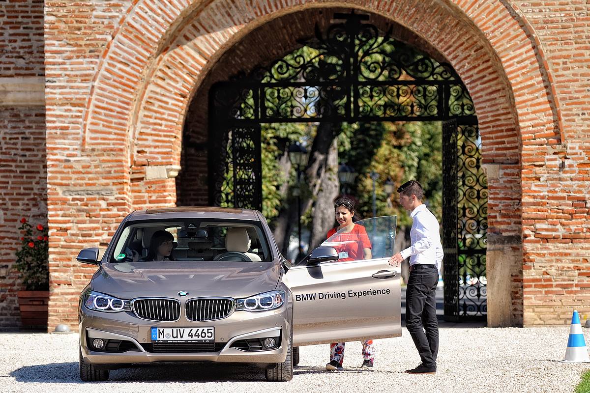 906165_624158047620859_2070087550_o